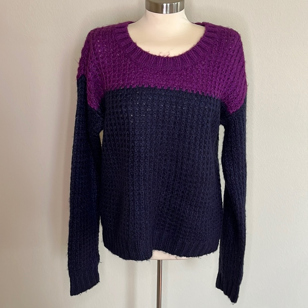 Mossimo Supply Co. Two-tone Sweater (Size XL)